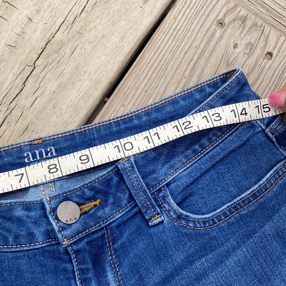 HP 🎉💕 a.n.a distressed jeans - Picture 6 of 10